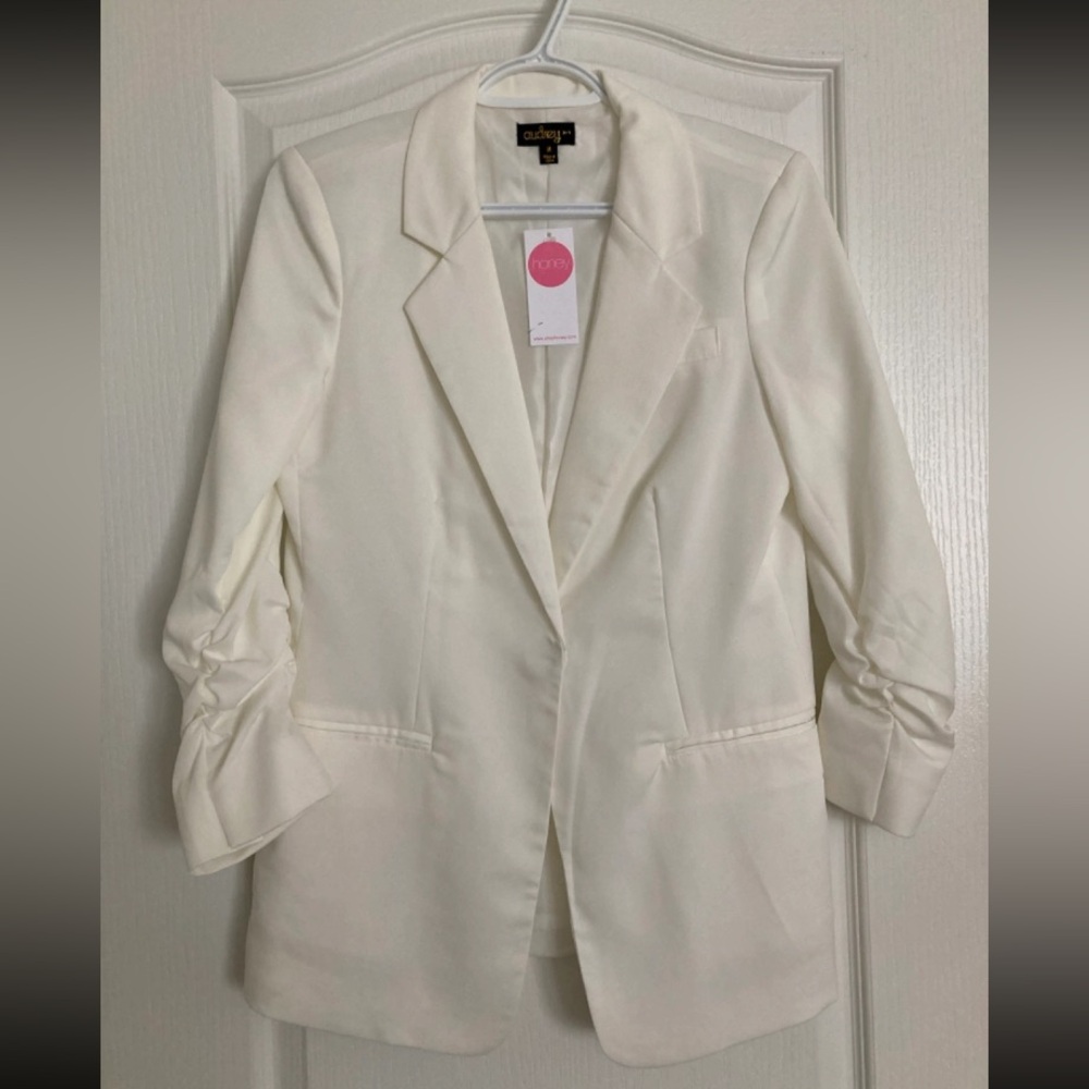 Women's White Blazer